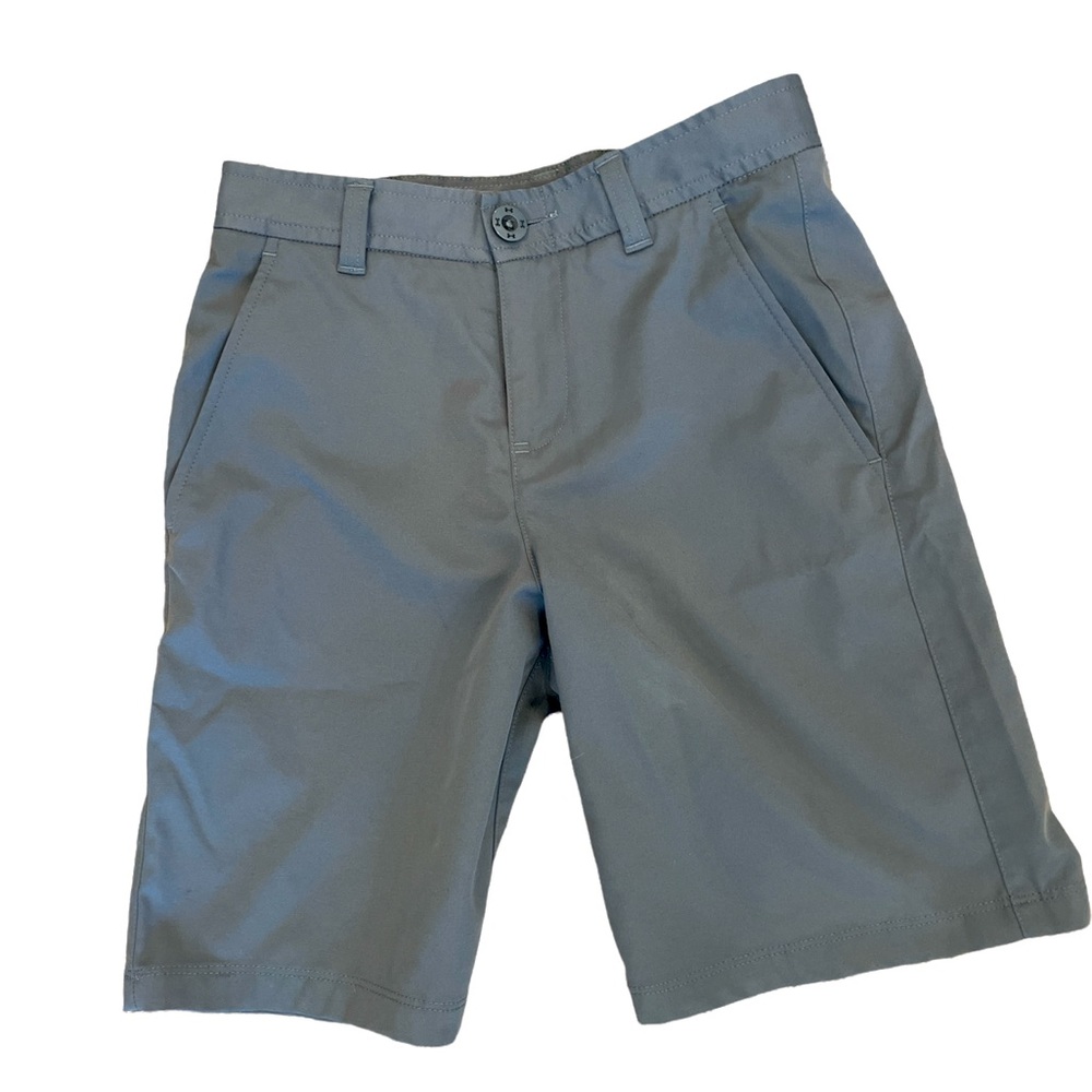 EUC Under Armour Golf Shorts Loose Size 12